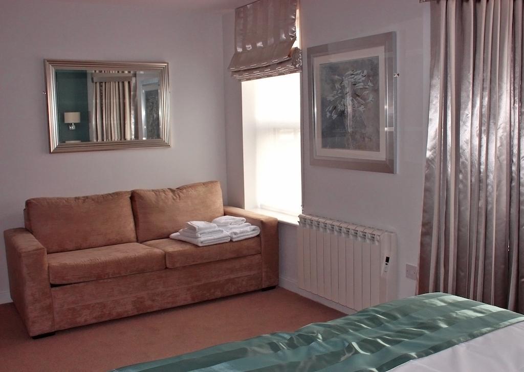 Mccafferty'S Guesthouse Ίλφορντ Δωμάτιο φωτογραφία